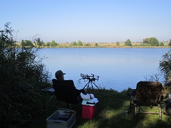Zwei Fischer am Platz