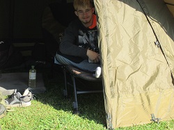 Fischer im Zelt