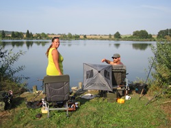 Ein Fischer mit seiner Partnerin