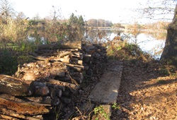 Roland Lahner beim Fischen