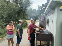 Rudi Honeder beim Griller